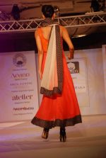 at Anita Dongre Cotton Council fashion show in Mumbai on 8th May 2012 (61).JPG